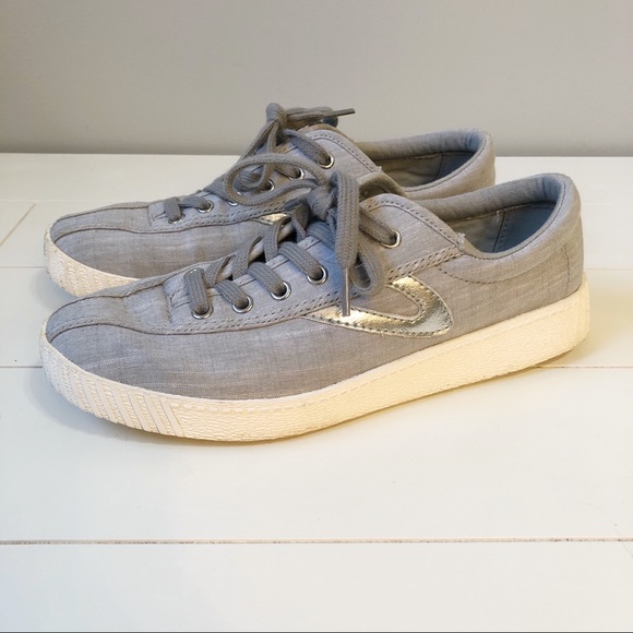 tretorn nylite silver check sneakers